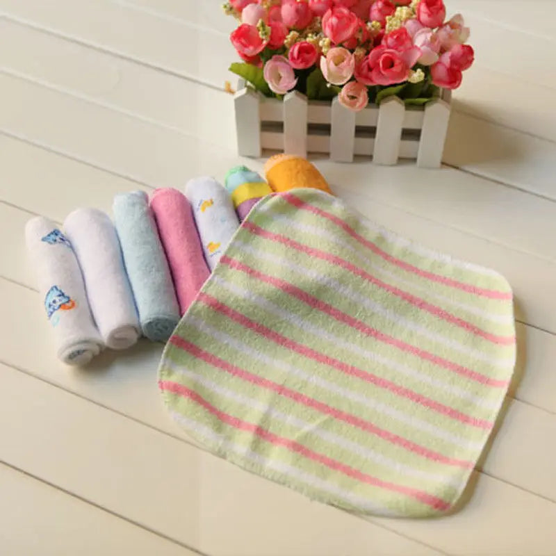 2017 Brand New 8Pcs New Soft Baby Kids Children Infant Toddler Newborn Boy Girl Bath Towel Lovely Soft Washcloth Wipe